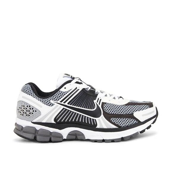 Nike Zoom Vomero 5 Black/Silver W9.5 - Picture 1 of 4